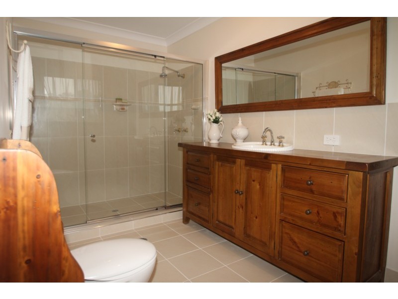 11 Carmelina Court, Hodgson Vale QLD 4352