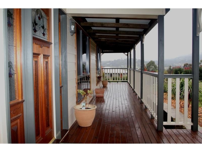 11 Carmelina Court, Hodgson Vale QLD 4352