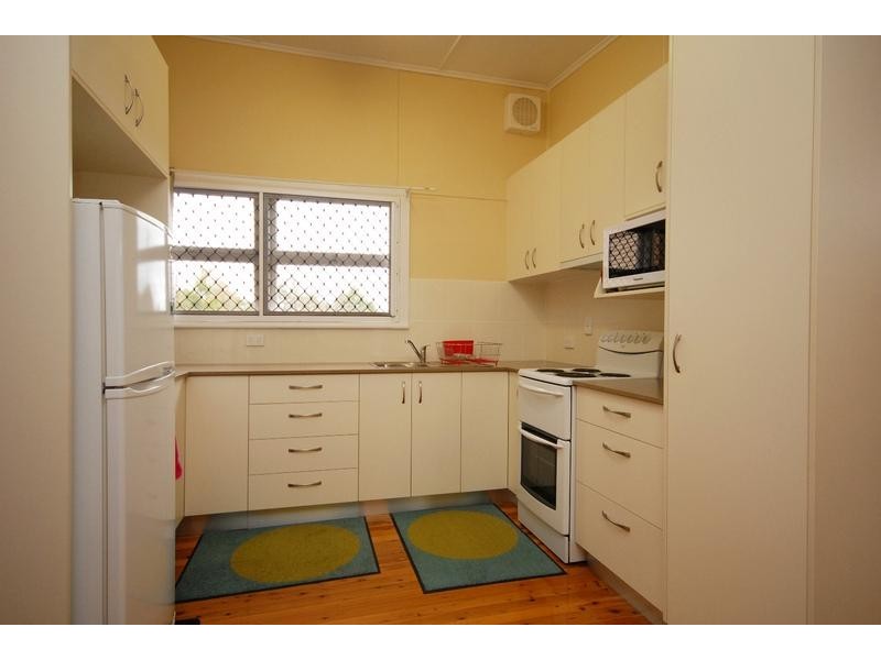 66 Underwood Crescent, Harristown QLD 4350