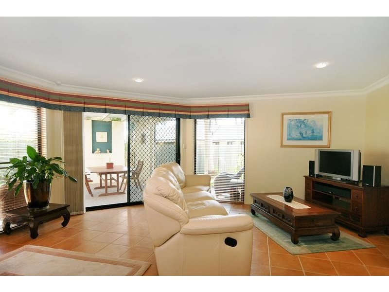 153 Spring Street, Middle Ridge QLD 4350
