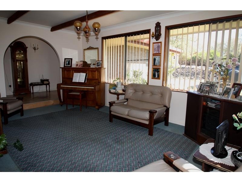 7 Fawngrove Drive, Glenvale QLD 4350