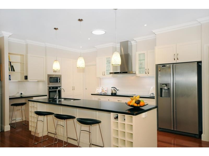 1b Eleanor Street, East Toowoomba QLD 4350