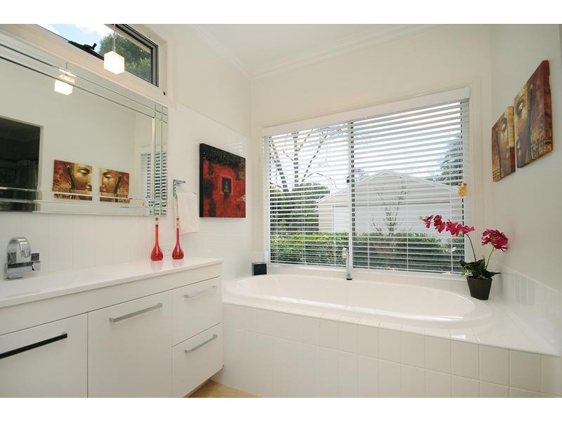 1b Eleanor Street, East Toowoomba QLD 4350