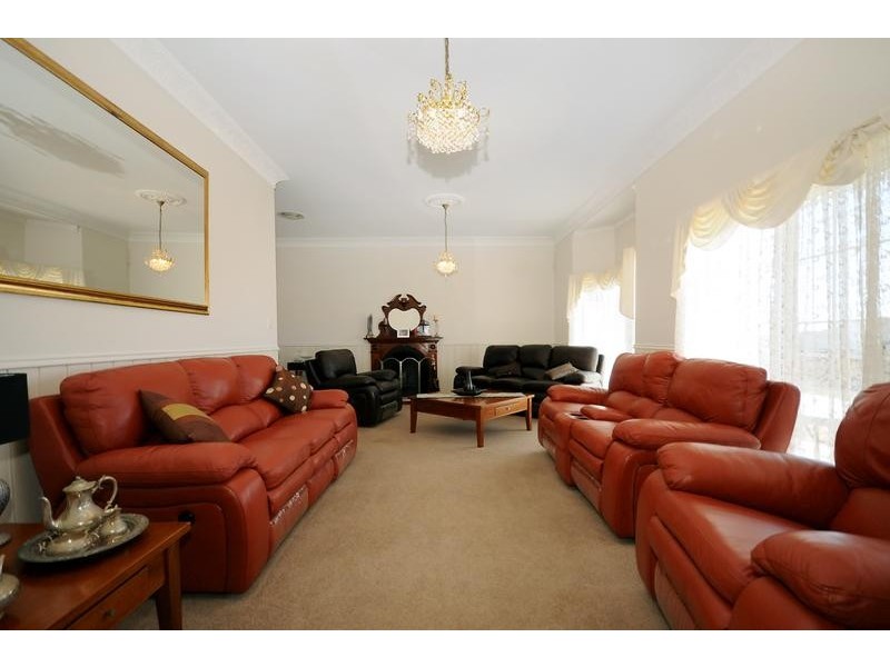 20 Collingwood Close, Middle Ridge QLD 4350