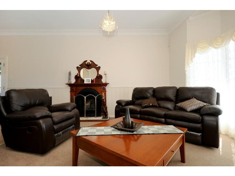 20 Collingwood Close, Middle Ridge QLD 4350
