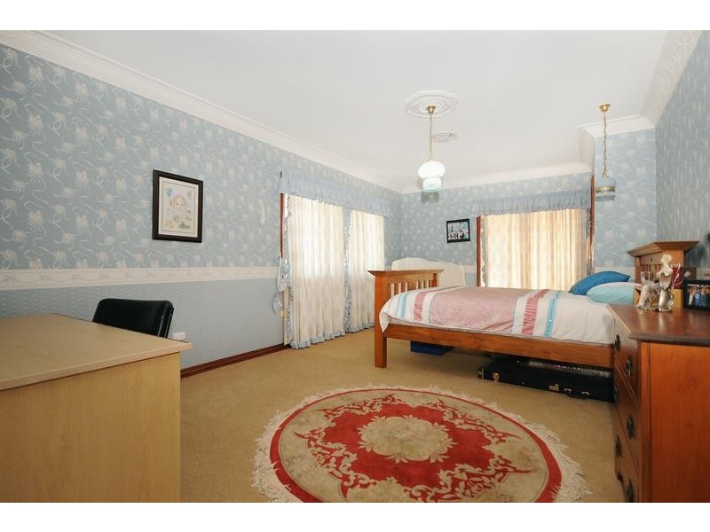 20 Collingwood Close, Middle Ridge QLD 4350
