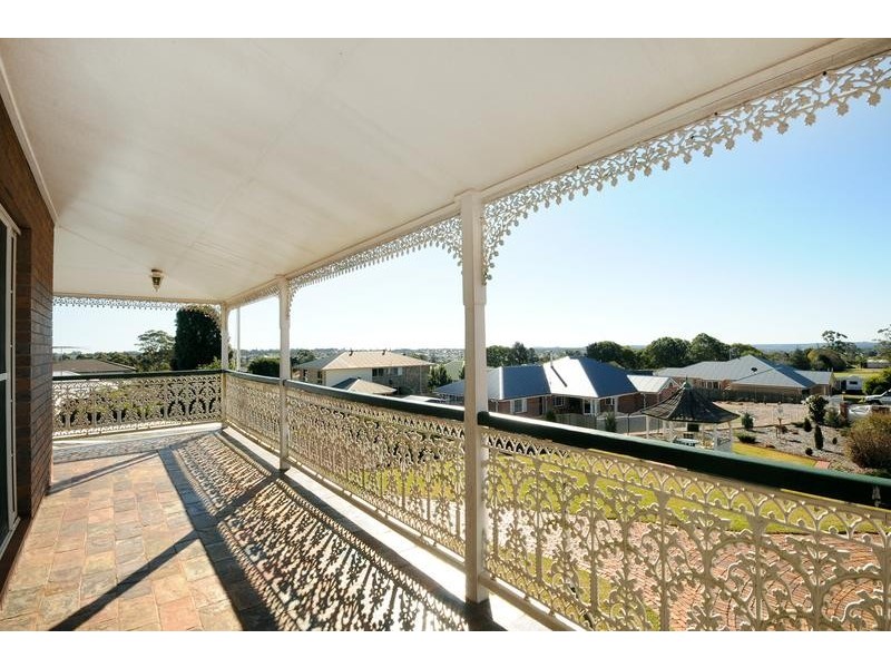 20 Collingwood Close, Middle Ridge QLD 4350