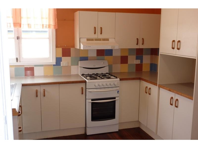 22 Clairmont Street, Newtown QLD 4350