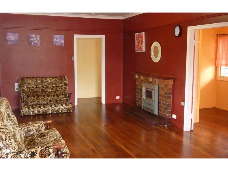 22 Clairmont Street, Newtown QLD 4350