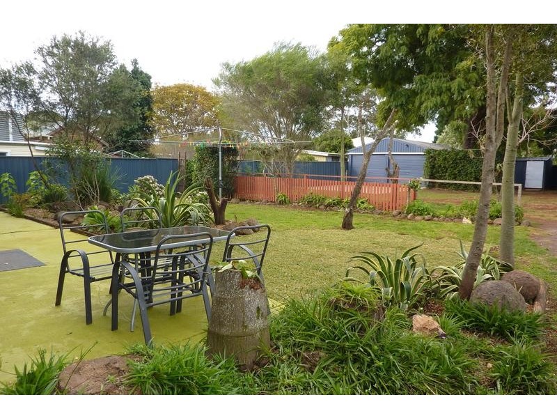 22 Clairmont Street, Newtown QLD 4350