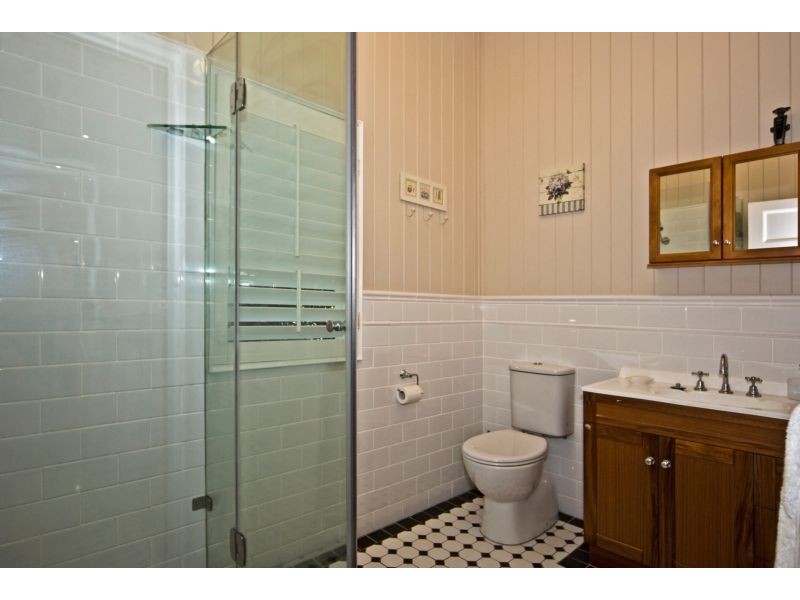 1 Alice Street, East Toowoomba QLD 4350