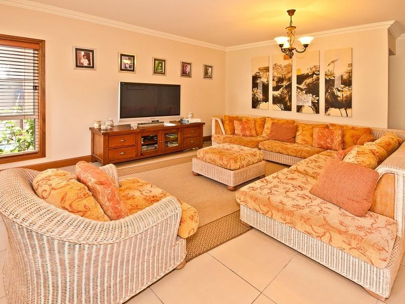 1 Panorama Crescent, Gowrie Junction QLD 4352