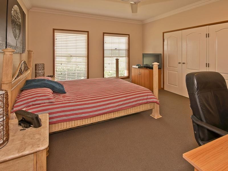 1 Panorama Crescent, Gowrie Junction QLD 4352