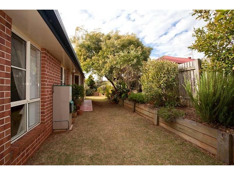 6 Rushlands Street, Glenvale QLD 4350