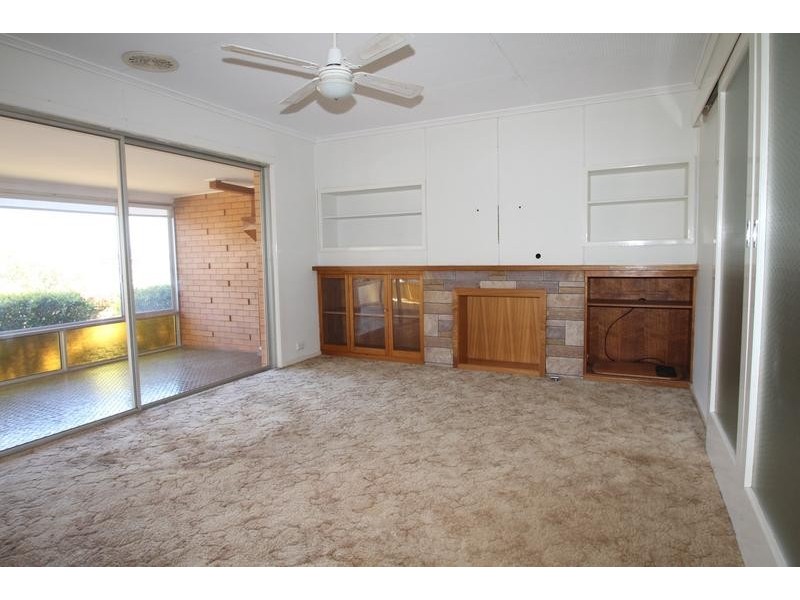 287 Tor Street, Wilsonton QLD 4350