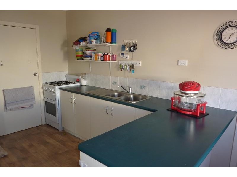 255 North Street, Wilsonton Heights QLD 4350