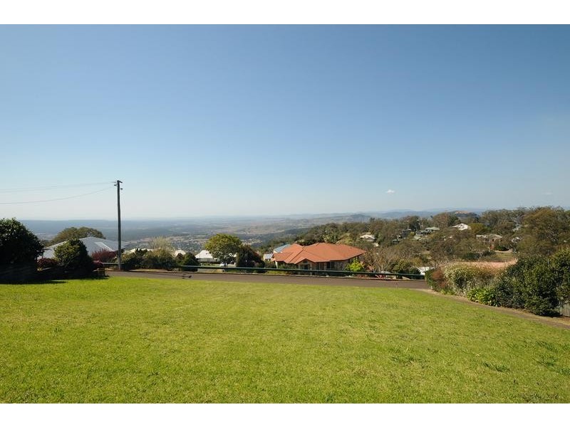 13 Robertson Crescent, Prince Henry Heights QLD 4350