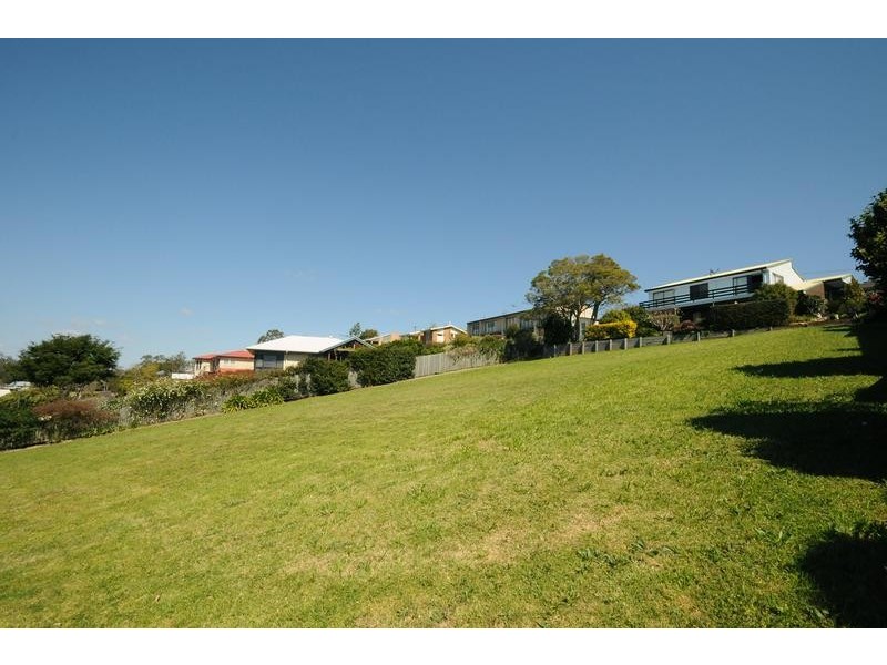 13 Robertson Crescent, Prince Henry Heights QLD 4350