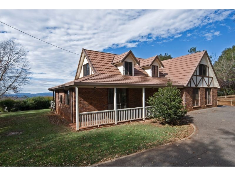 2 Flagstone Creek Road, Middle Ridge QLD 4350