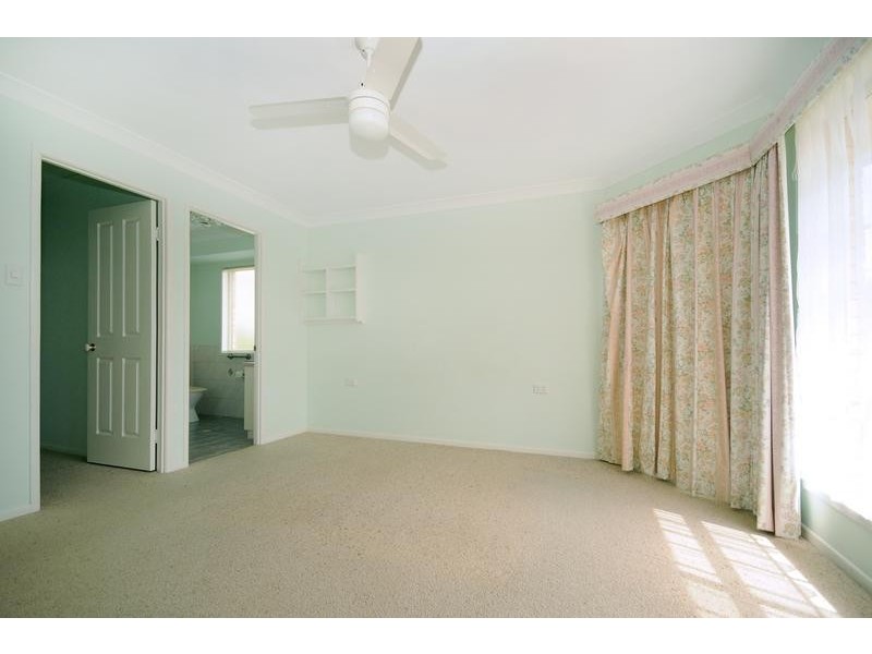 13 Winton Court, Middle Ridge QLD 4350