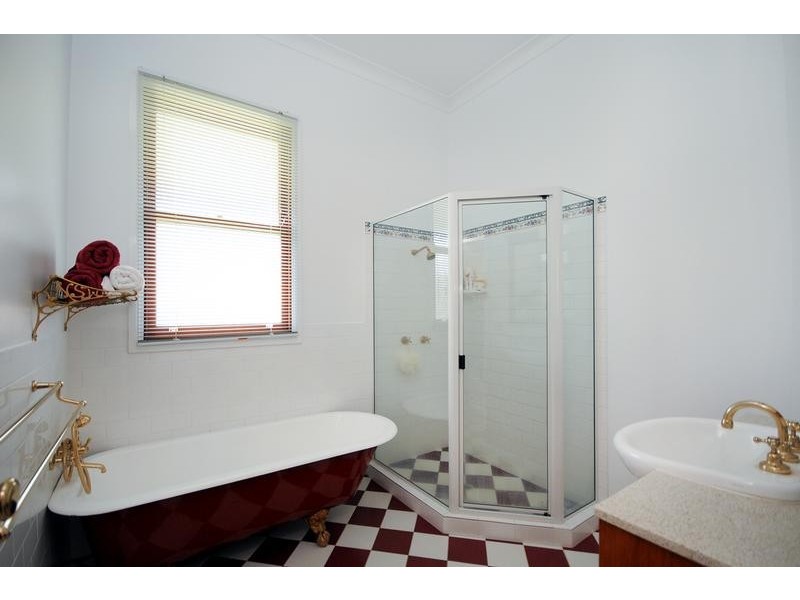 69 Ipswich Street, East Toowoomba QLD 4350