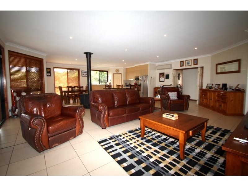 4 Graham Drive, Vale View QLD 4358
