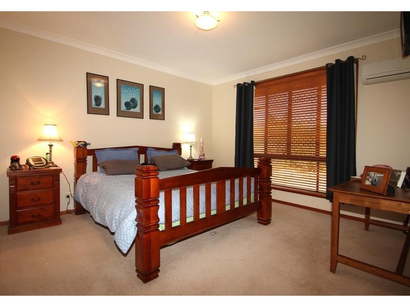 4 Graham Drive, Vale View QLD 4358