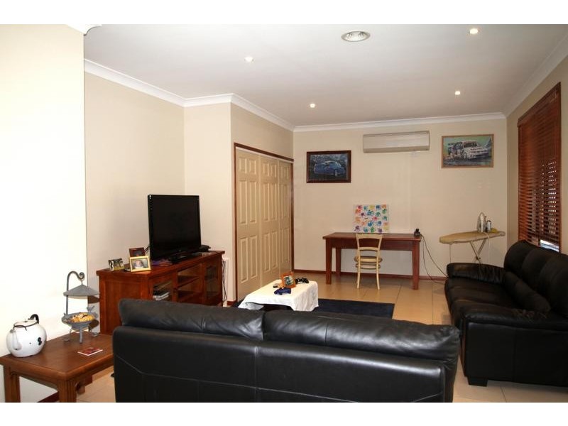 4 Graham Drive, Vale View QLD 4358