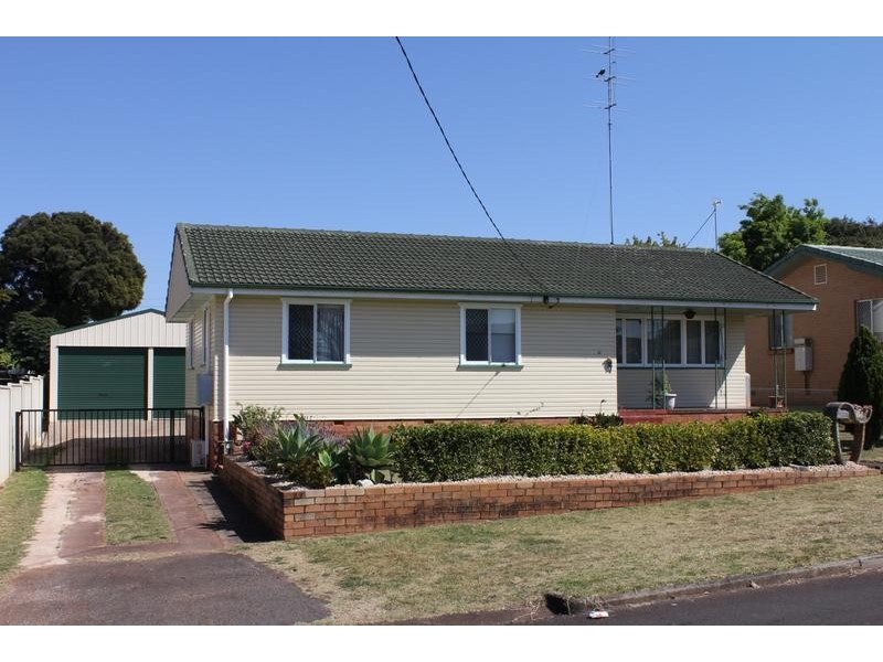 13 Berghofer Drive, Rockville QLD 4350