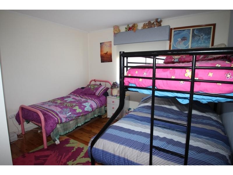 13 Berghofer Drive, Rockville QLD 4350