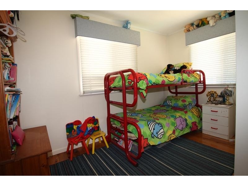 13 Berghofer Drive, Rockville QLD 4350