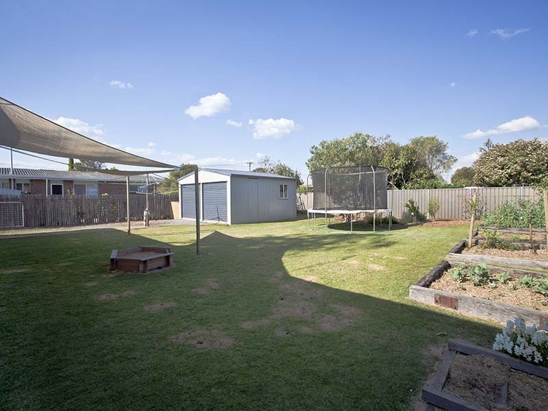 16 Obst Street, Harristown QLD 4350