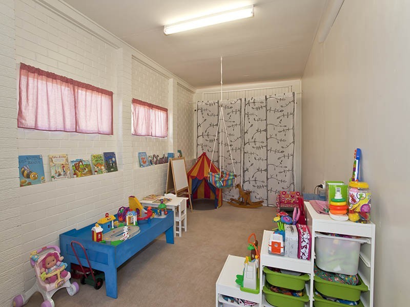 16 Obst Street, Harristown QLD 4350