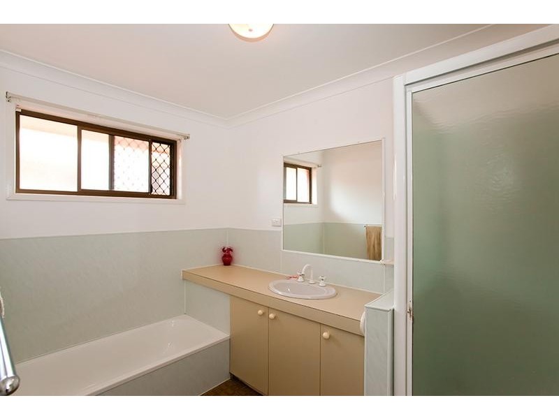 14 Dunemann Street, Kearneys Spring QLD 4350