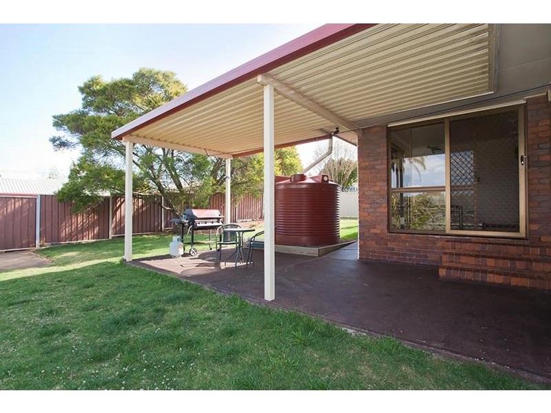 14 Dunemann Street, Kearneys Spring QLD 4350
