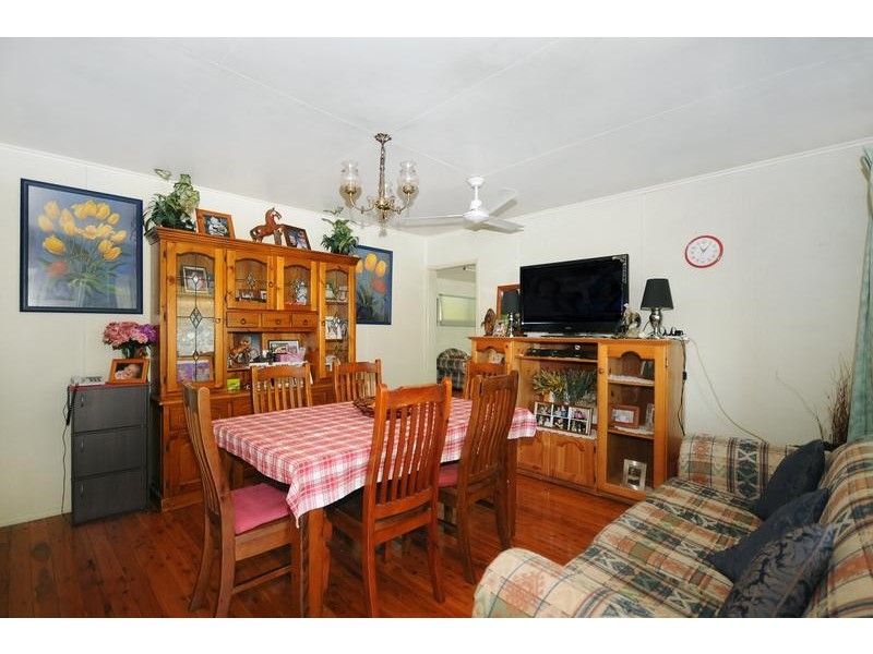 32 Wombyra Street, Newtown QLD 4350