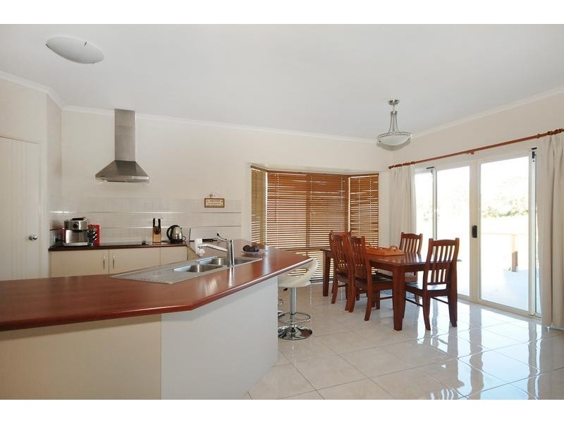 24 Settlers Drive, Gowrie Junction QLD 4352