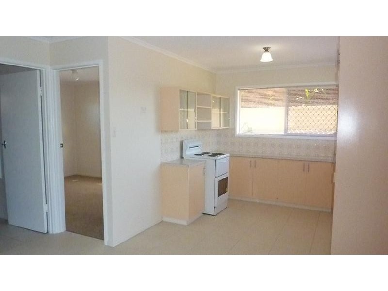 15 Gordon Avenue, Rockville QLD 4350