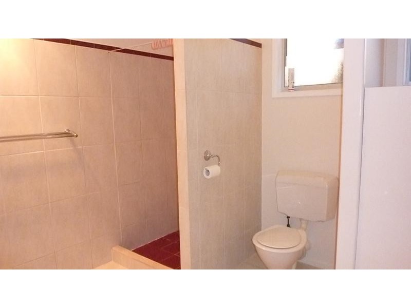 15 Gordon Avenue, Rockville QLD 4350