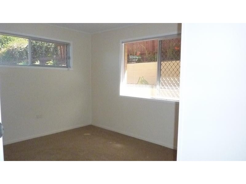 15 Gordon Avenue, Rockville QLD 4350