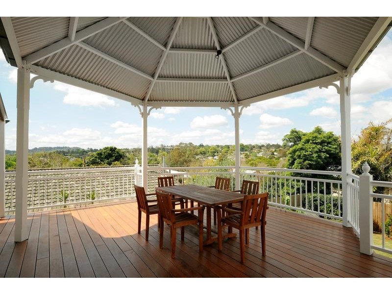 30 Ramsay Street, South Toowoomba QLD 4350