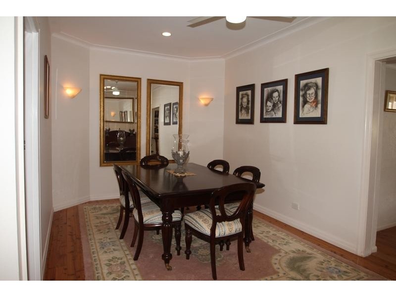 63 Campbell Street, East Toowoomba QLD 4350