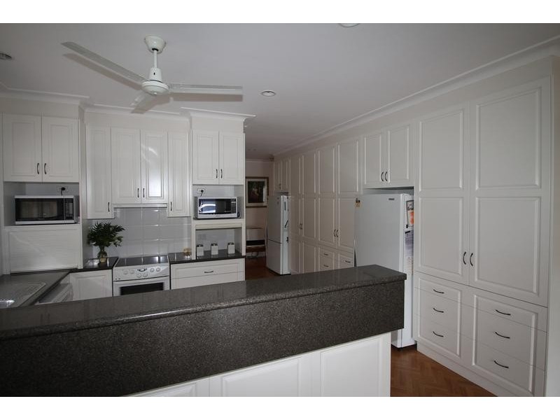 63 Campbell Street, East Toowoomba QLD 4350