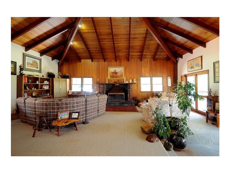 Mount Lofty QLD 4350