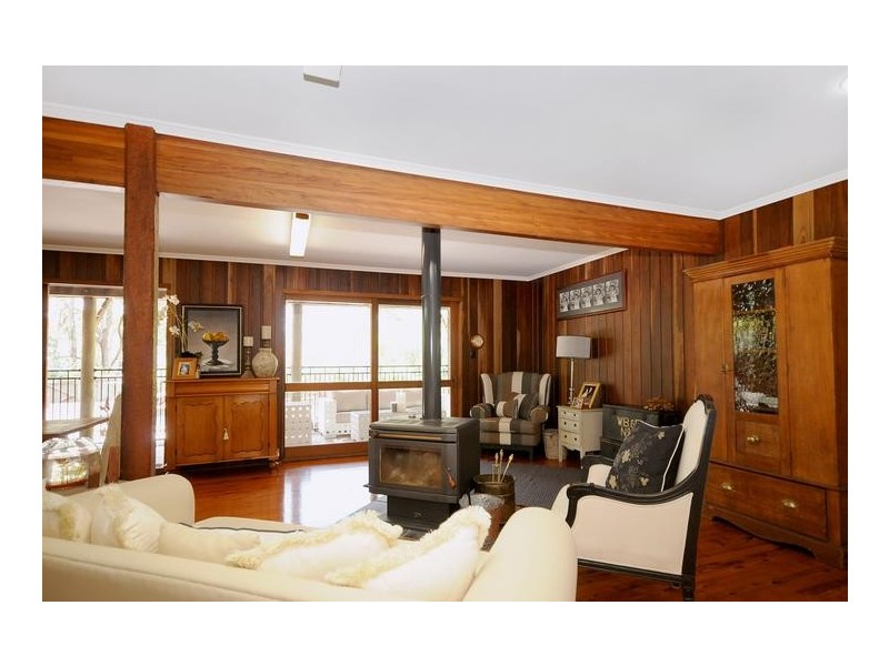 Mount Lofty QLD 4350