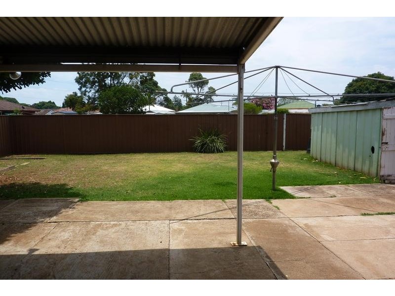 93 Anzac Avenue, Newtown QLD 4350