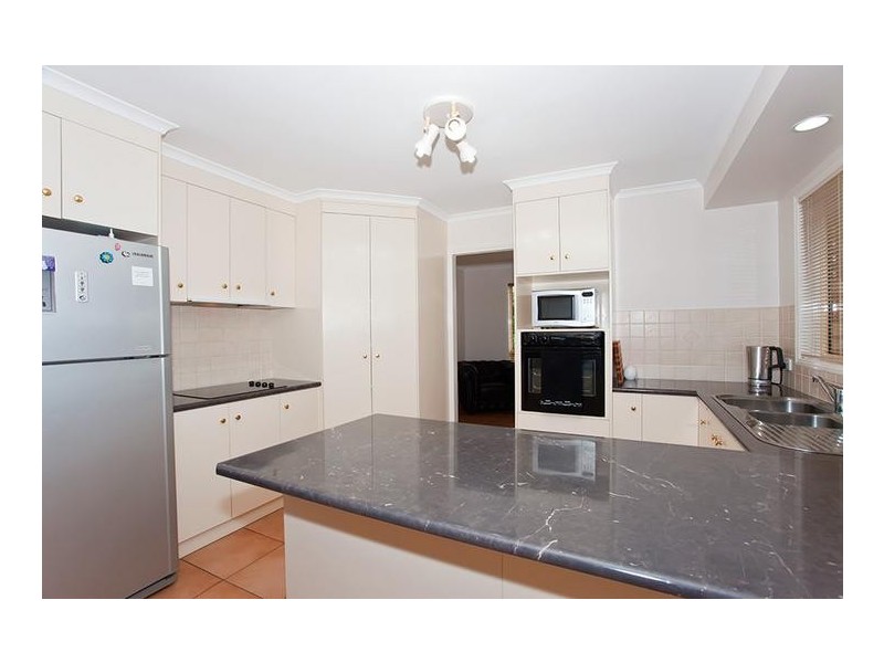 2 Strathconan Drive, Glenvale QLD 4350