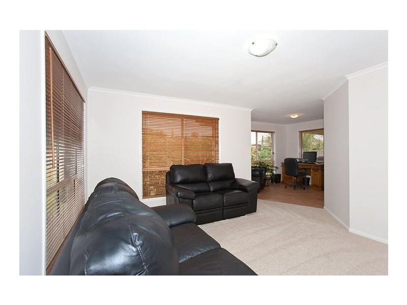 2 Strathconan Drive, Glenvale QLD 4350