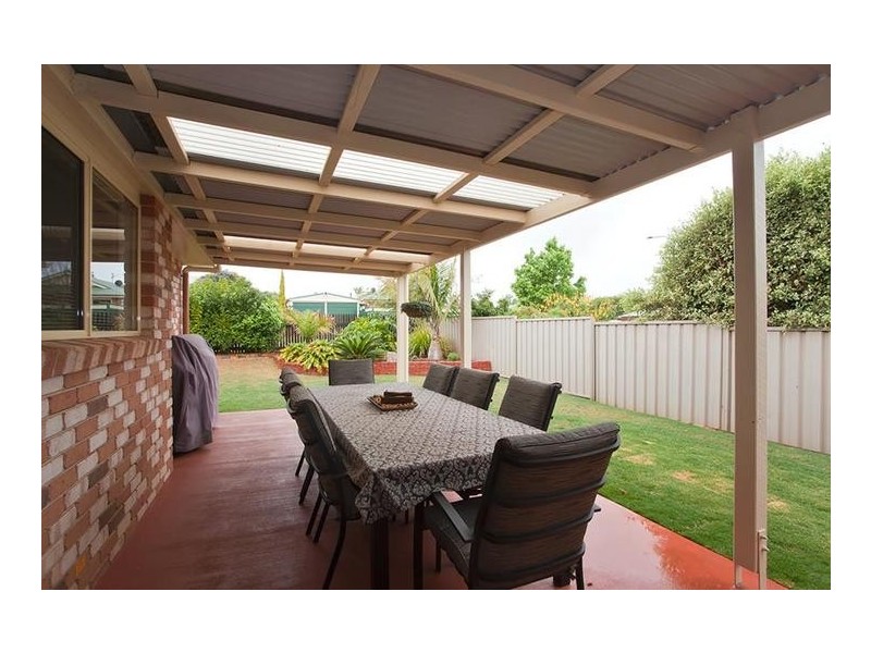2 Strathconan Drive, Glenvale QLD 4350