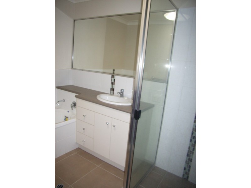 5/169 Alderley, Centenary Heights QLD 4350